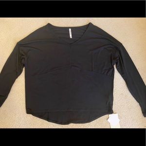 Black Fabletics Long-Sleeve Workout Top